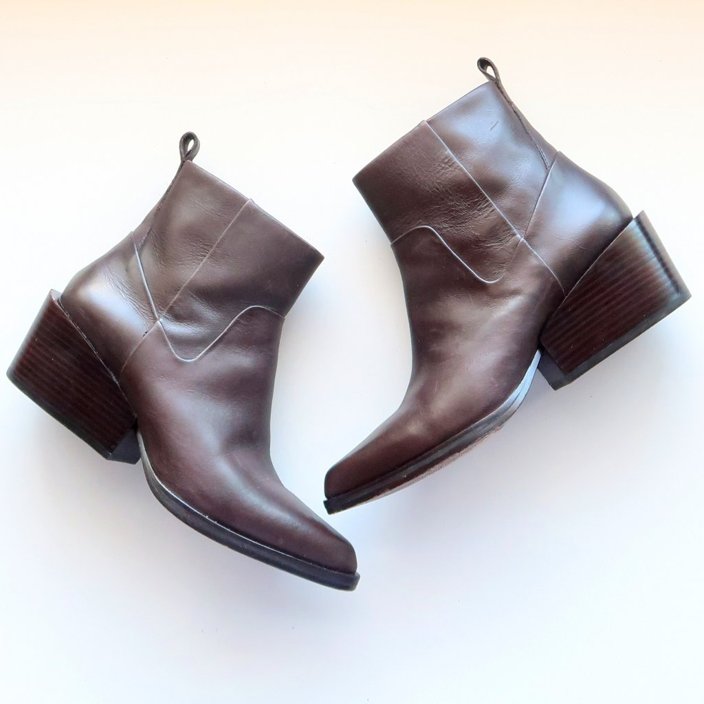 Dkny Brown Leather Pointy Toe Block Heel Ankle Boots Booties Size 7